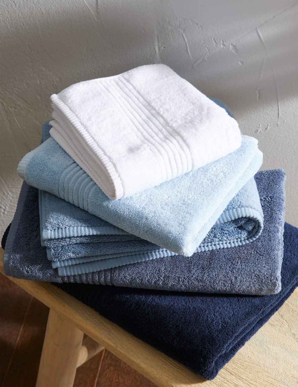 Luxury Egyptian Cotton Towel 6 of 8