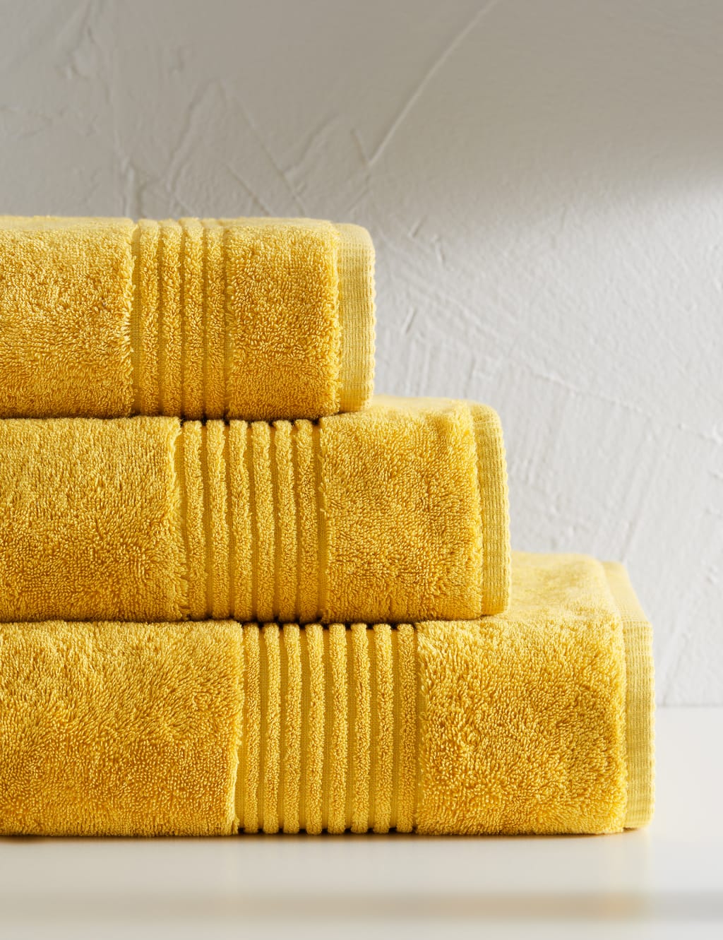 Luxury Egyptian Cotton Towel 3 of 7