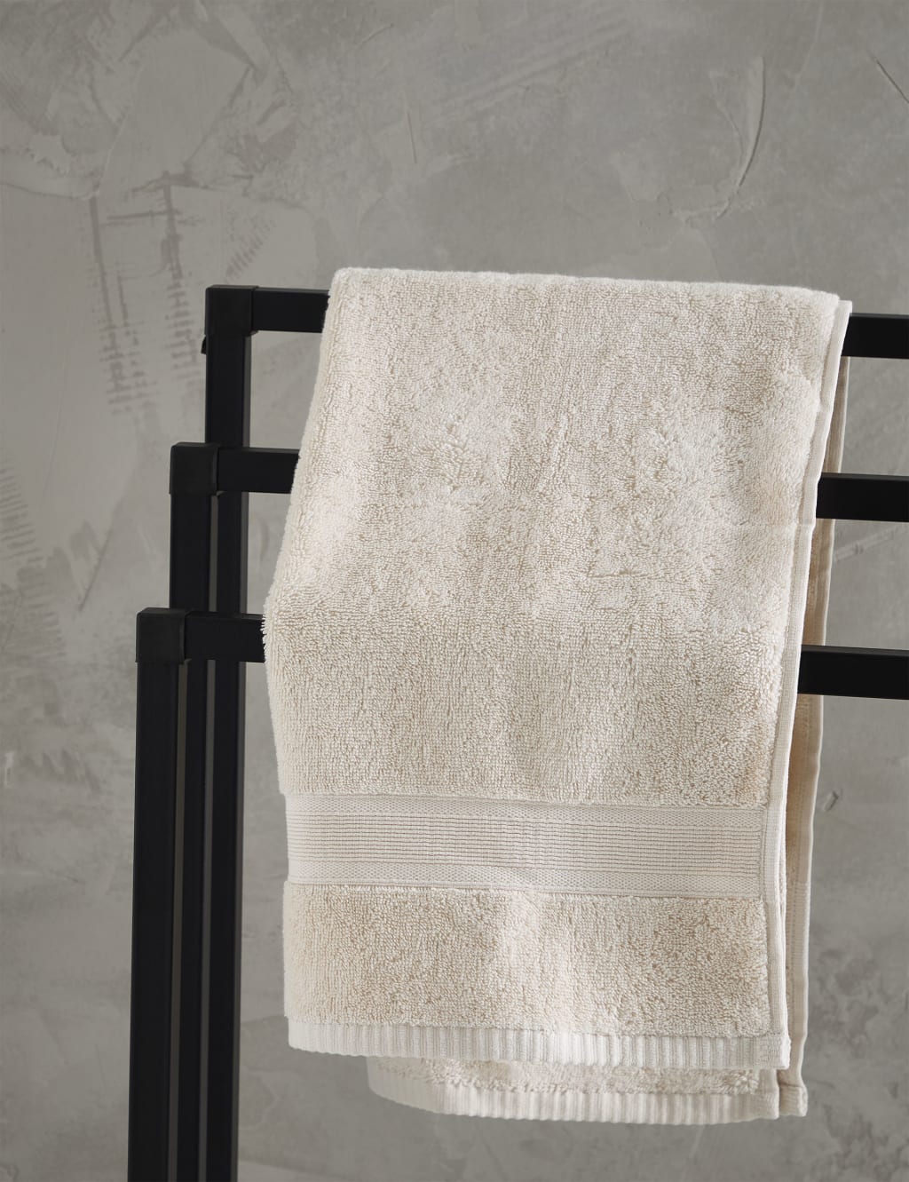 Ultimate Super Soft Pure Cotton Towel 4 of 9