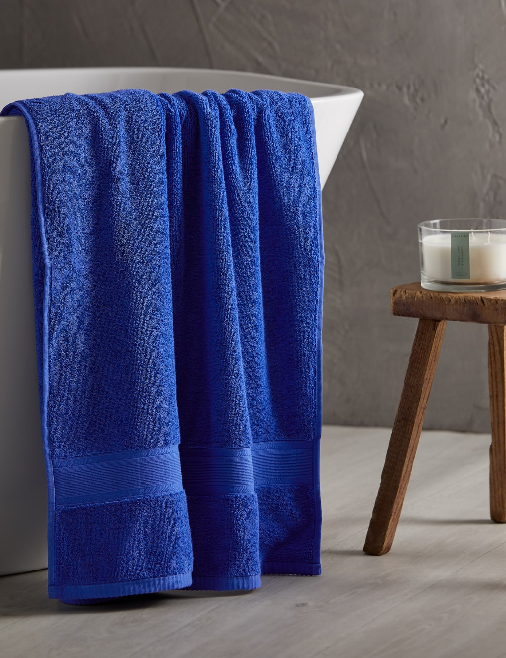 Ultimate Super Soft Pure Cotton Towel 1 of 7