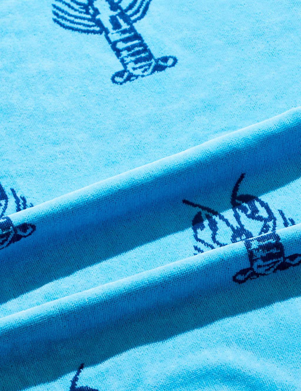Pure Cotton Lobster Beach Towel 4 of 5