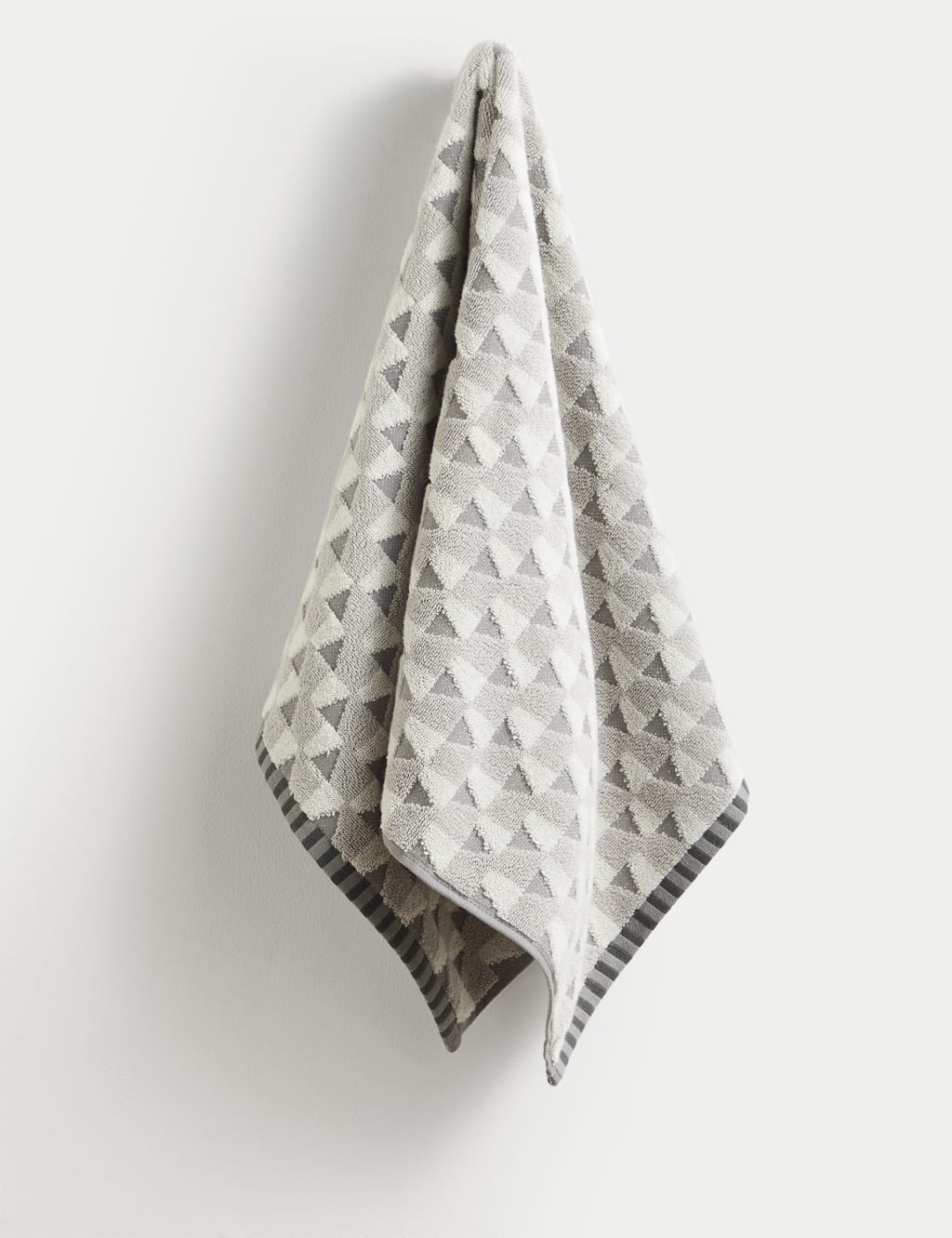 Pure Cotton Geometric Triangle Towel 4 of 5