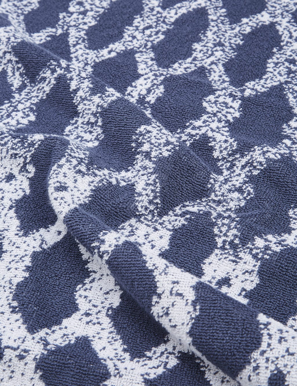 Pure Cotton Rope Print Towel 4 of 4