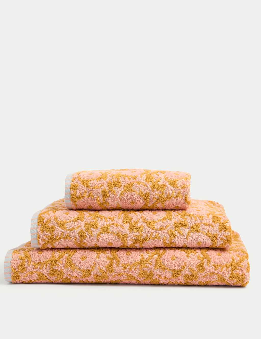 Pure Cotton Silhouette Floral Towel 3 of 5