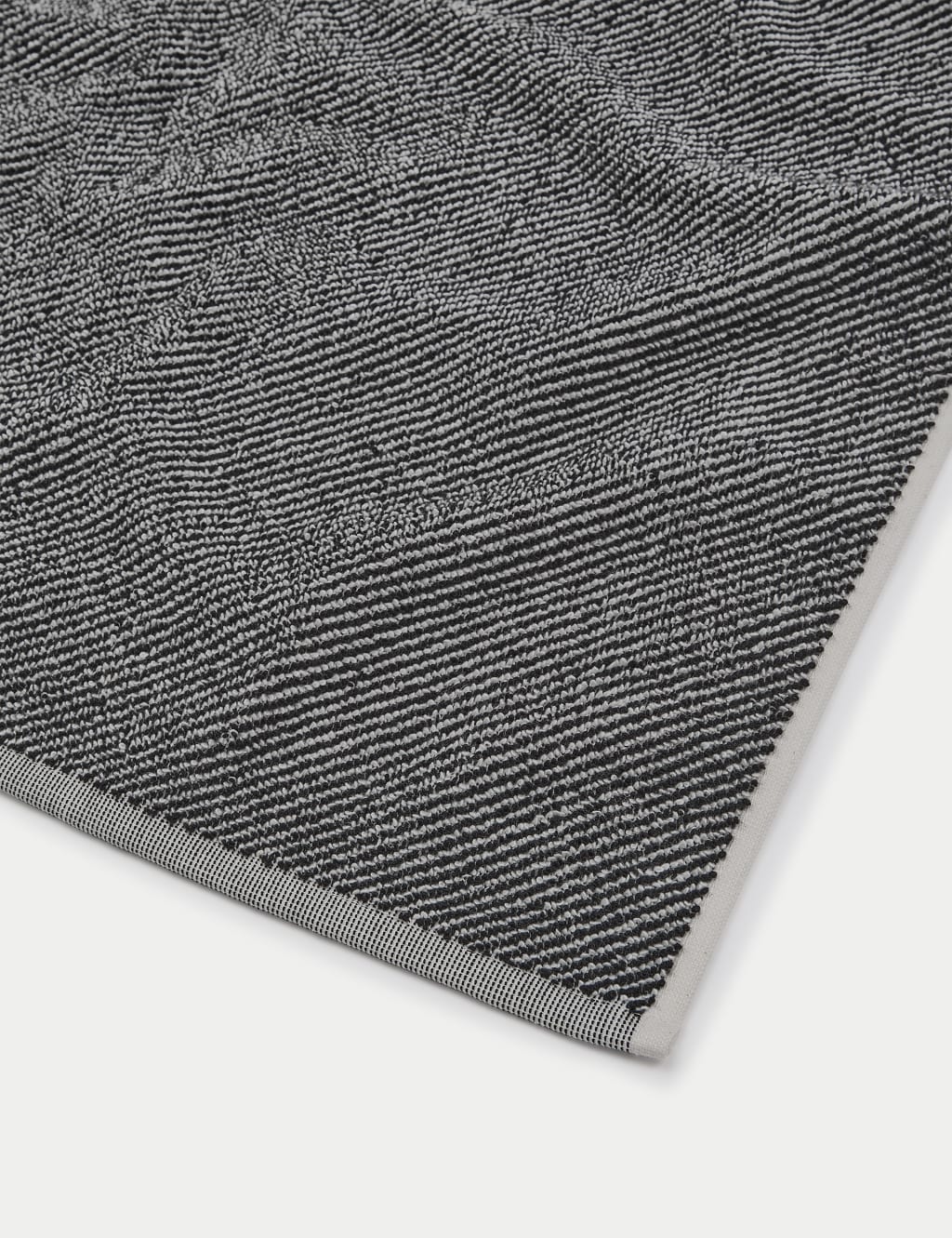Pure Cotton Narrow Striped Towel 2 of 6