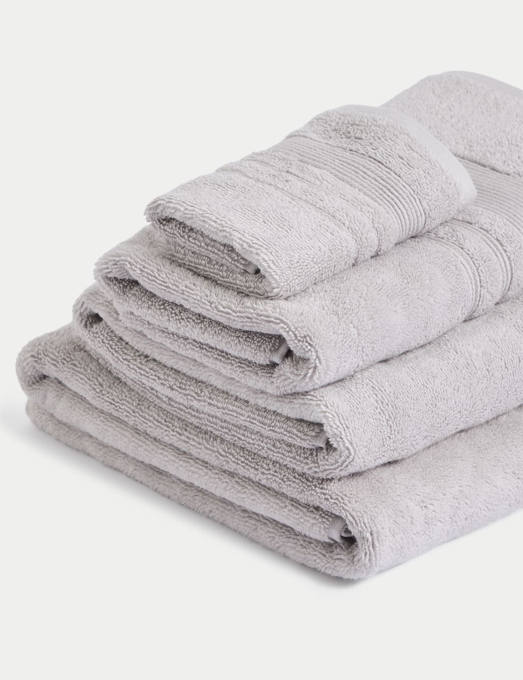 Super Plush Pure Cotton Towel 2 of 5