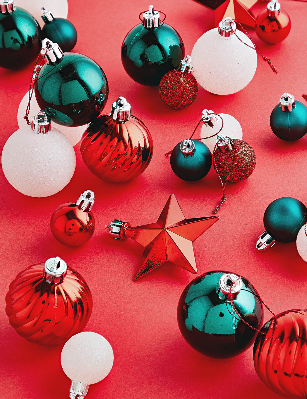 45 Mixed Shatterproof Small Baubles 1 of 2