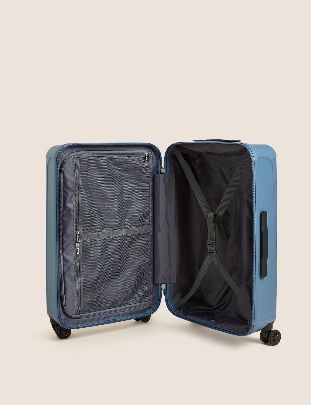 Amalfi 4 Wheel Hard Shell Medium Suitcase 6 of 7
