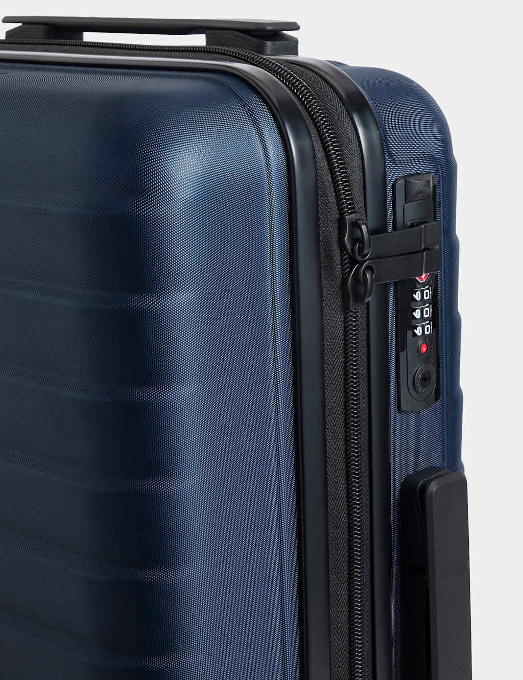 Oslo 4 Wheel Hard Shell Cabin Suitcase 4 of 7