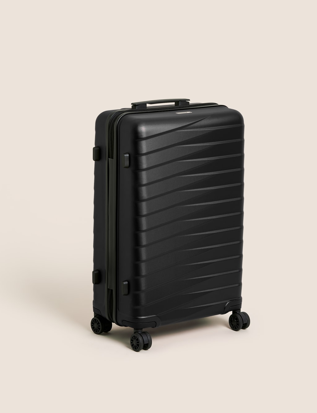 Medium hard shell suitcase 4 wheels clearance