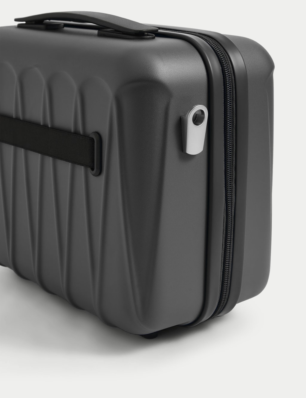 Amalfi Vanity Case 4 of 6