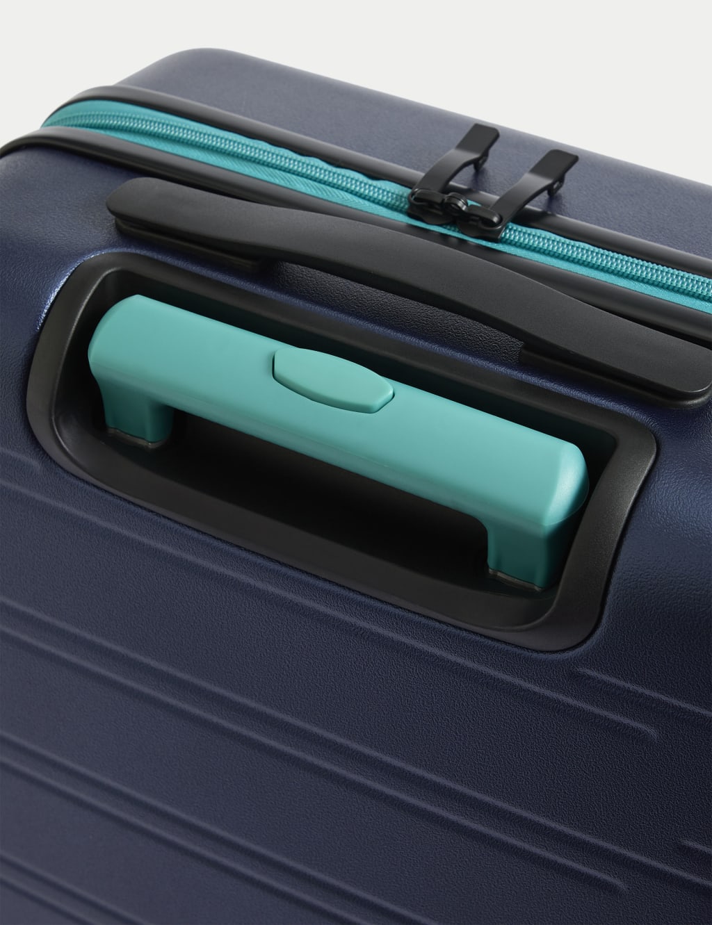 Fiji 4 Wheel Hard Shell Cabin Suitcase 3 of 8