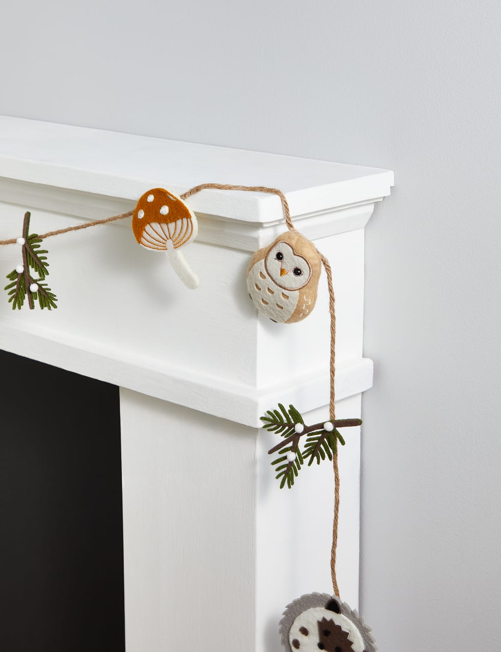 Hanging Felt Woodland Garland 3 of 4