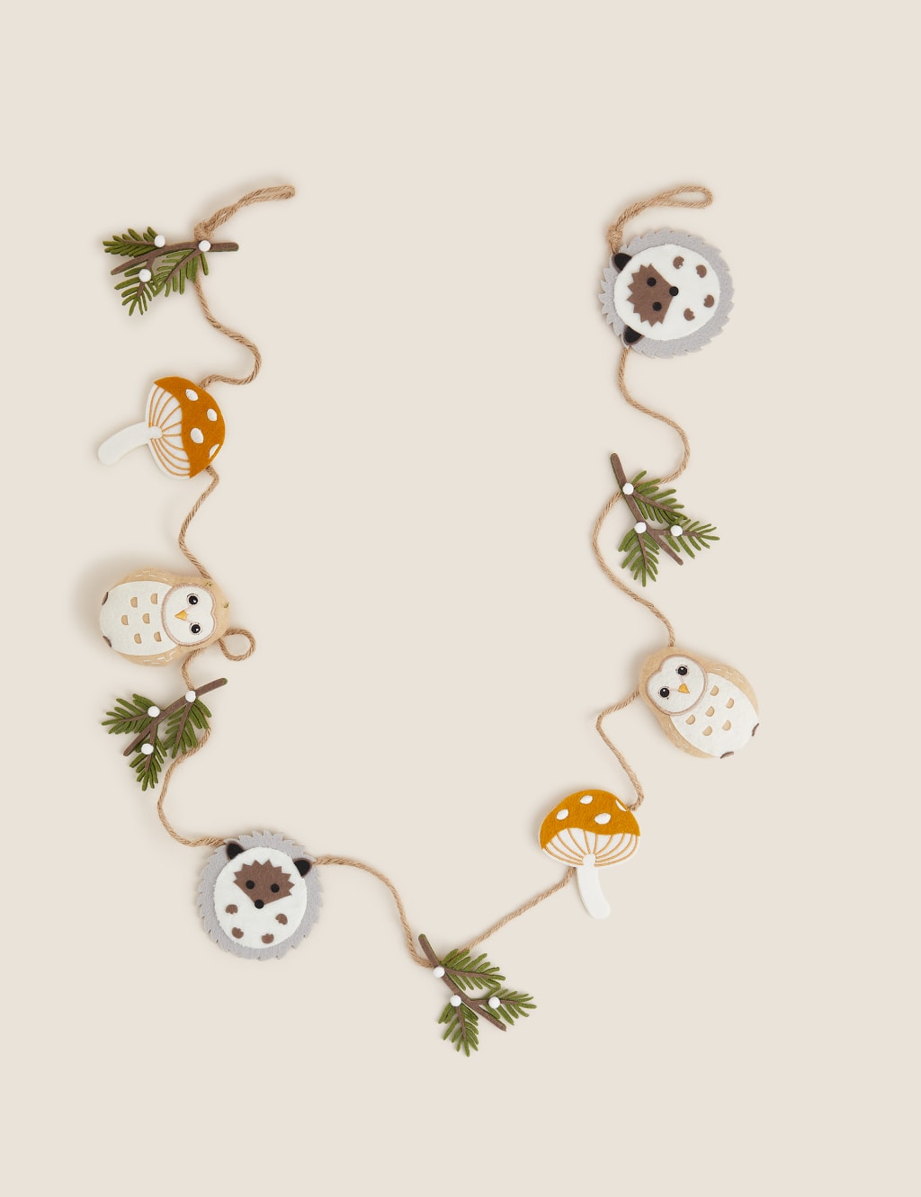 Hanging Felt Woodland Garland 2 of 4