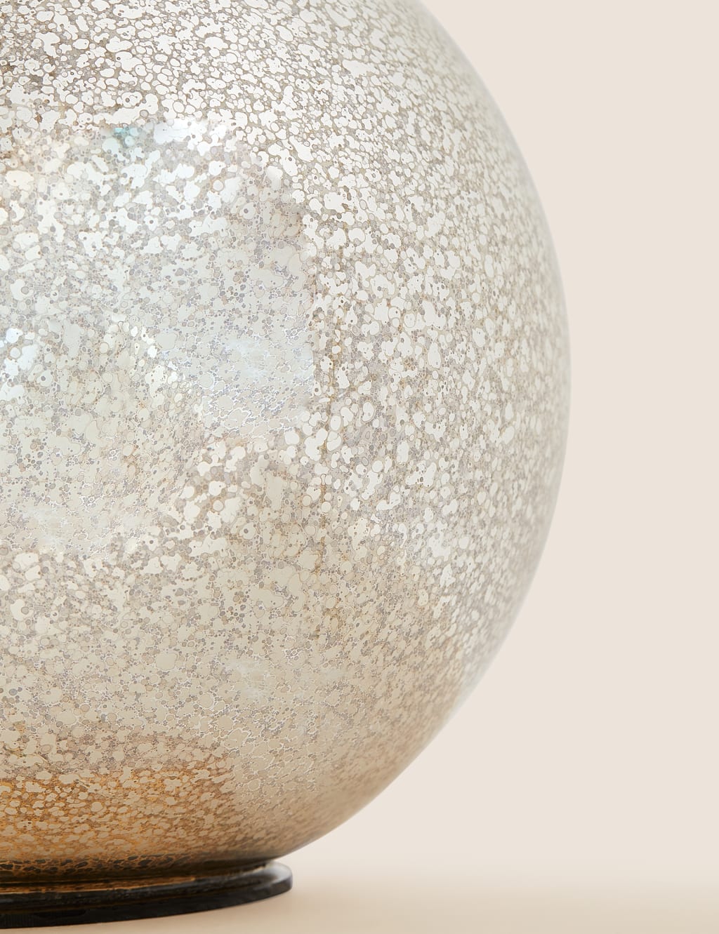 Large Light Up Orb 4 of 4