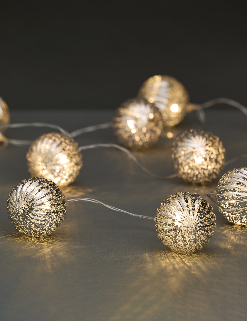 Light Up Mercury Bauble Garland 1 of 4