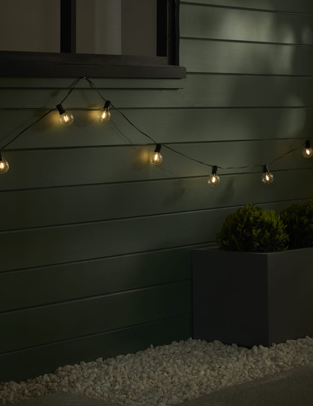 M & s lights outlet