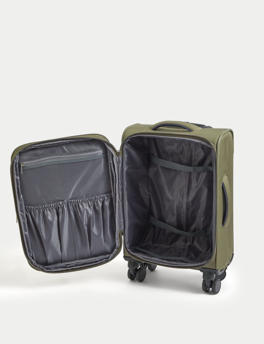 Seville 4 Wheel Soft Cabin Suitcase 6 of 9