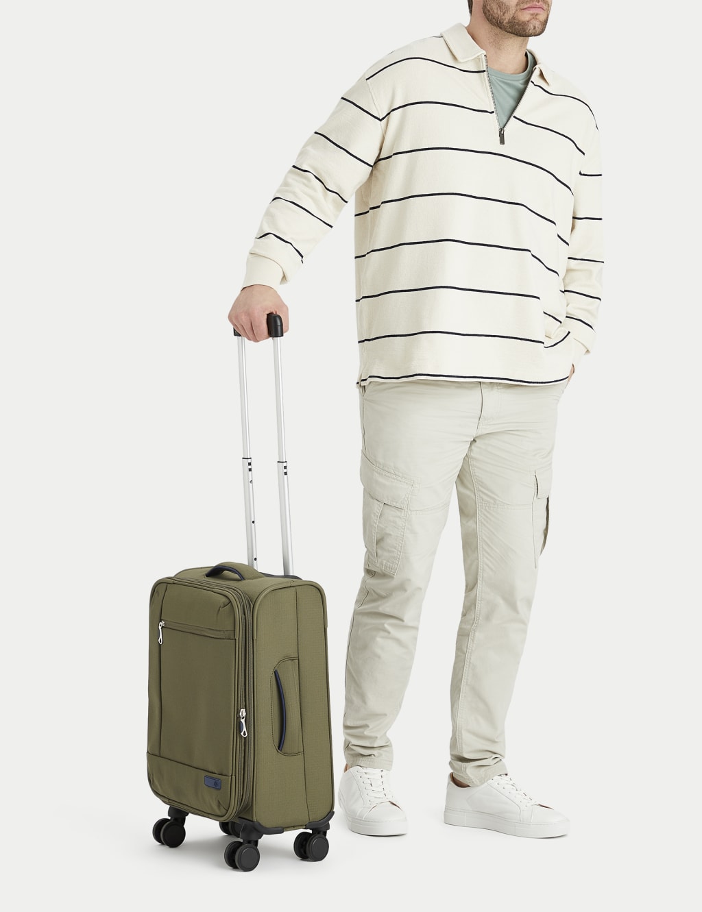 Seville 4 Wheel Soft Cabin Suitcase 7 of 9