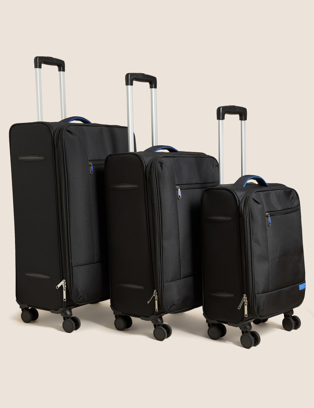Seville 4 Wheel Soft Medium Suitcase 5 of 6
