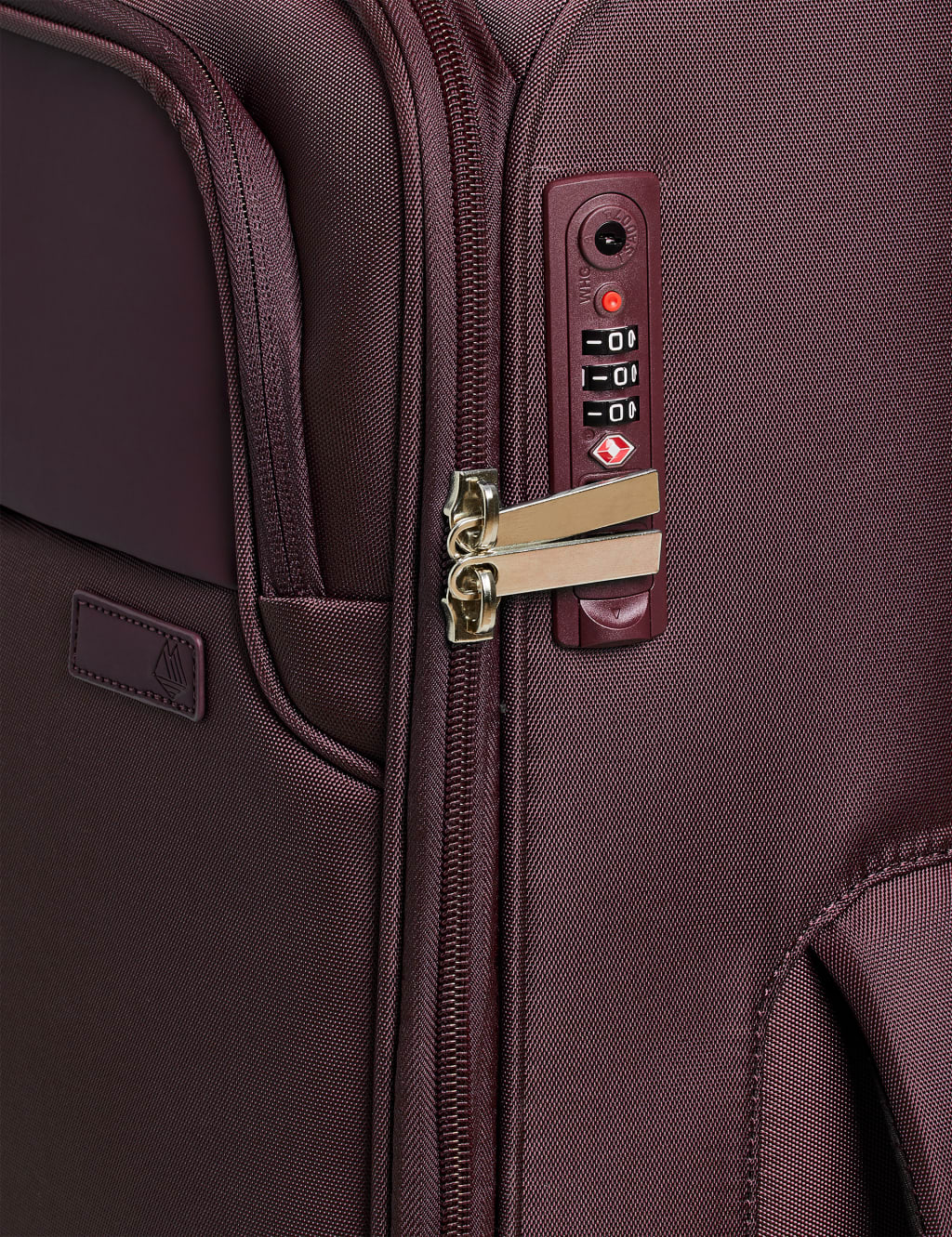 Lyon 4 Wheel Soft Medium Suitcase 4 of 6