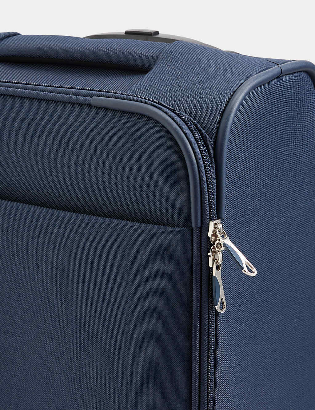 Palma 4 Wheel Soft Cabin Suitcase 4 of 7