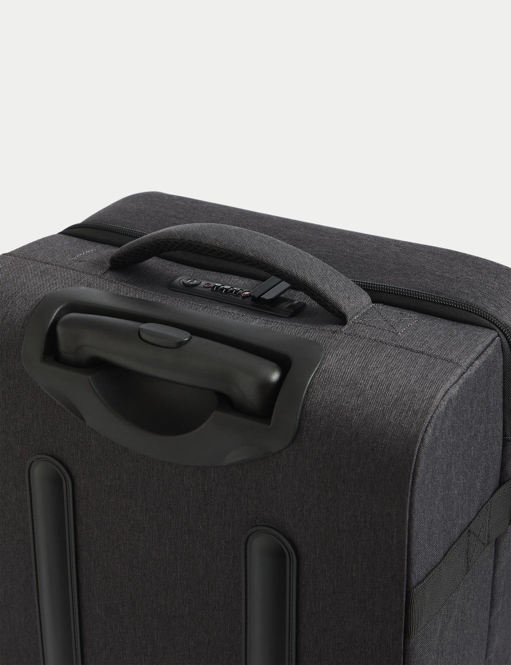 Banff Adventure 2 Wheel Soft Medium Suitcase 3 of 9