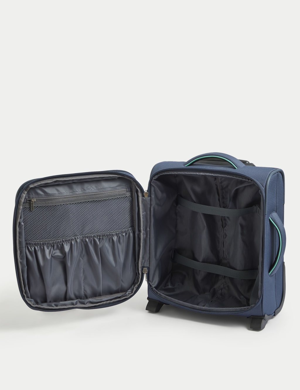 Seville 2 Wheel Soft Underseat Cabin Suitcase 5 of 7