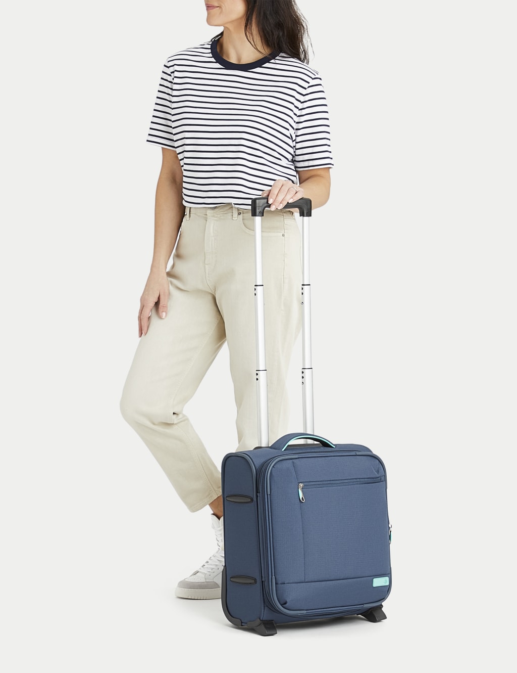 Seville 2 Wheel Soft Underseat Cabin Suitcase 6 of 7