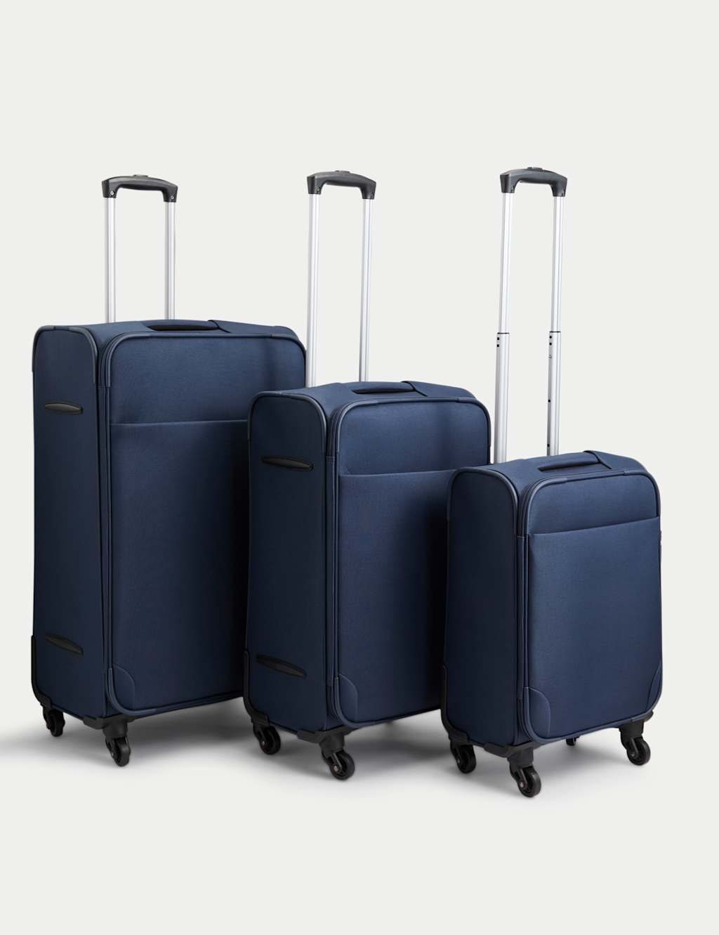 Palma 4 Wheel Soft Large Suitcase 5 of 7