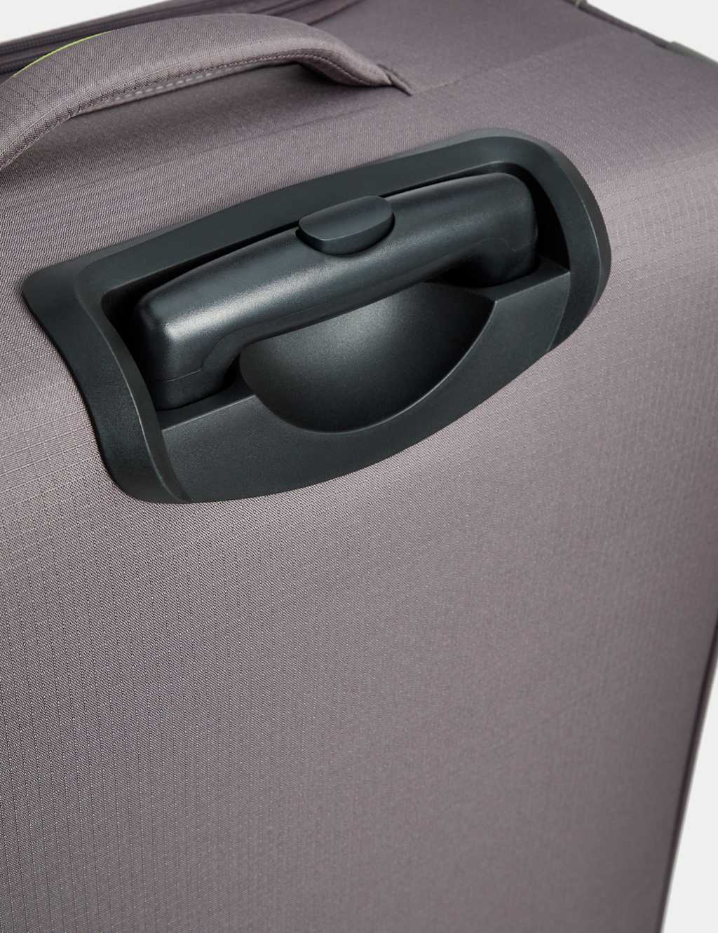Seville 4 Wheel Soft Large Suitcase 4 of 6