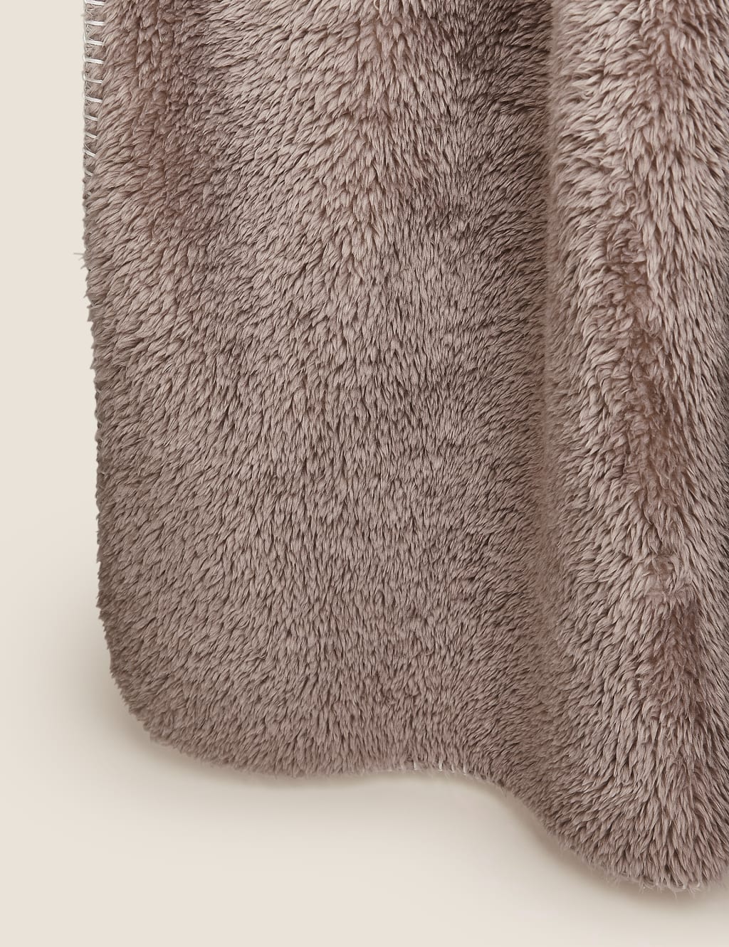 Luxury Fleece Throw 2 of 7