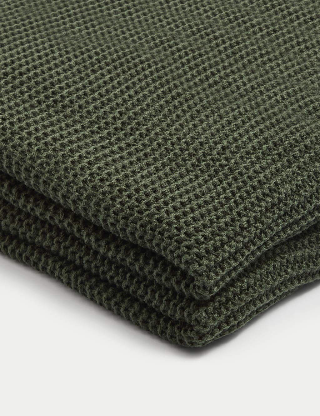 Knitted Tassel Throw 4 of 4