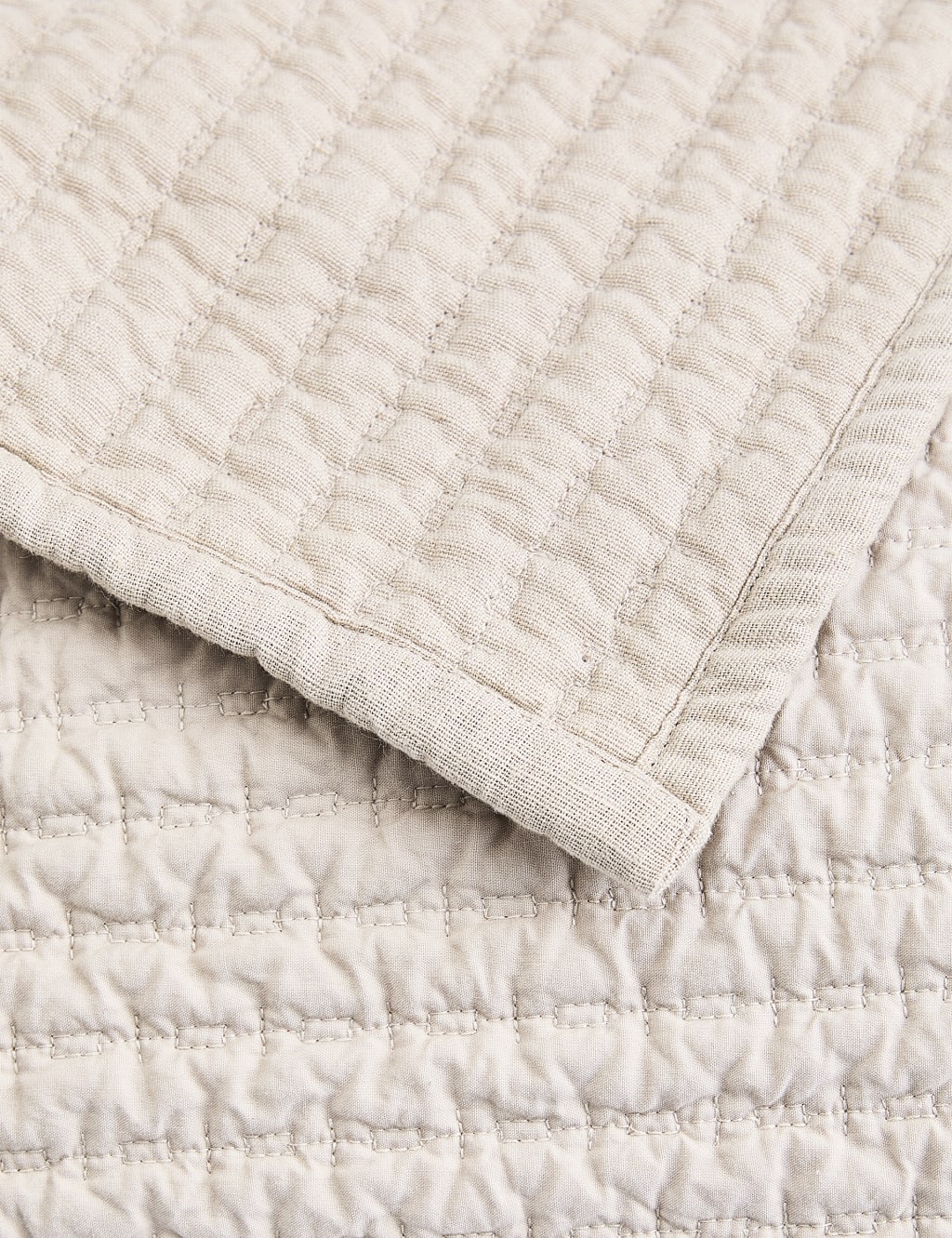 Cotton with Linen Embroidered Bedspread 4 of 5