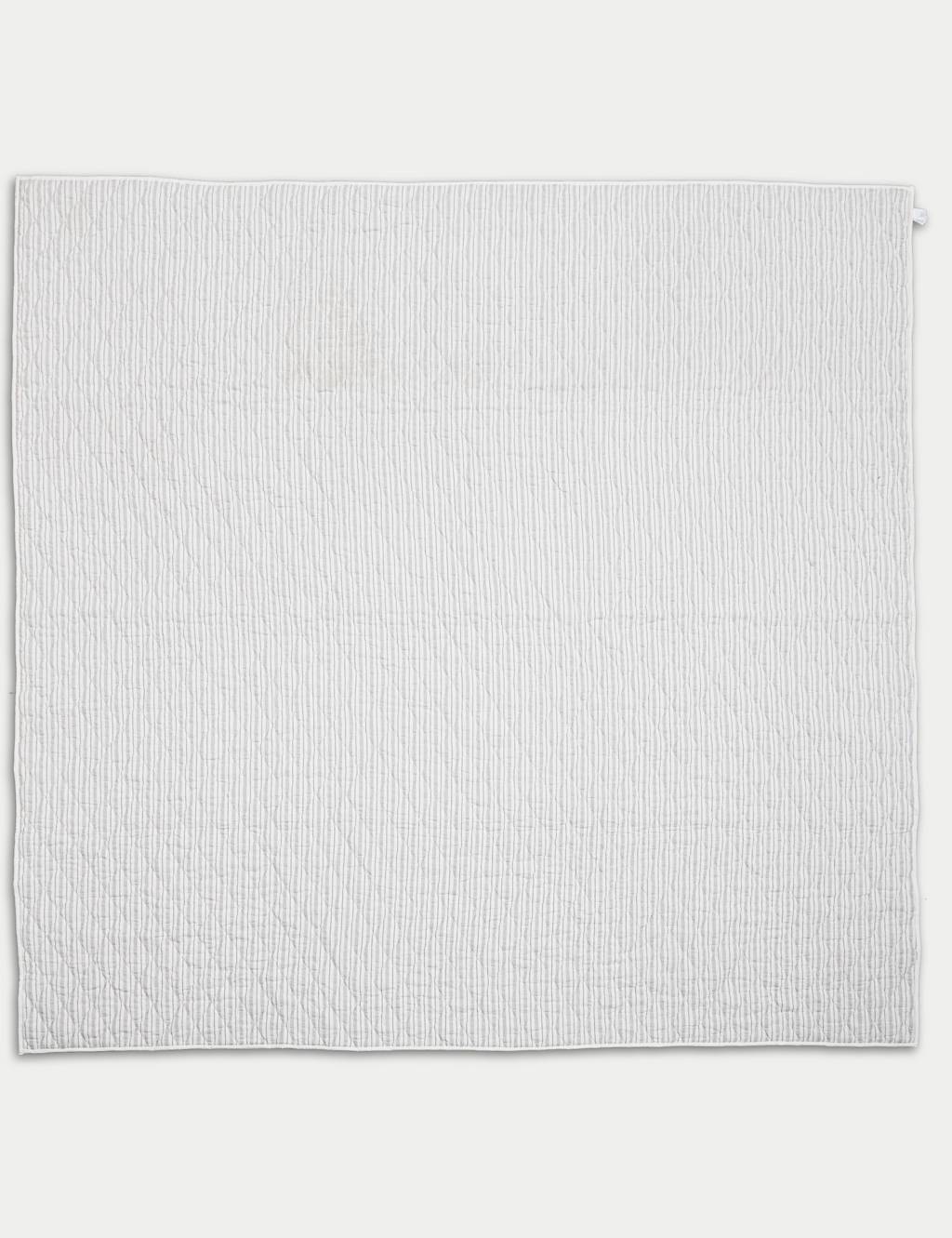 Pure Cotton Striped Quilted Bedspread 3 of 3