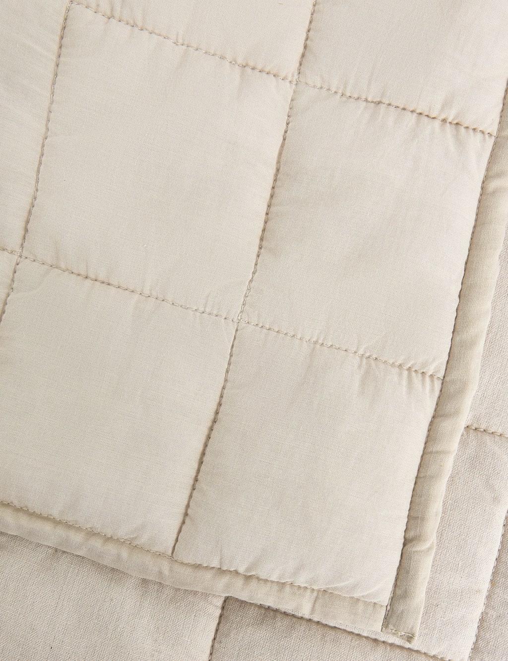 Cotton Rich Quilted Throw 3 of 3
