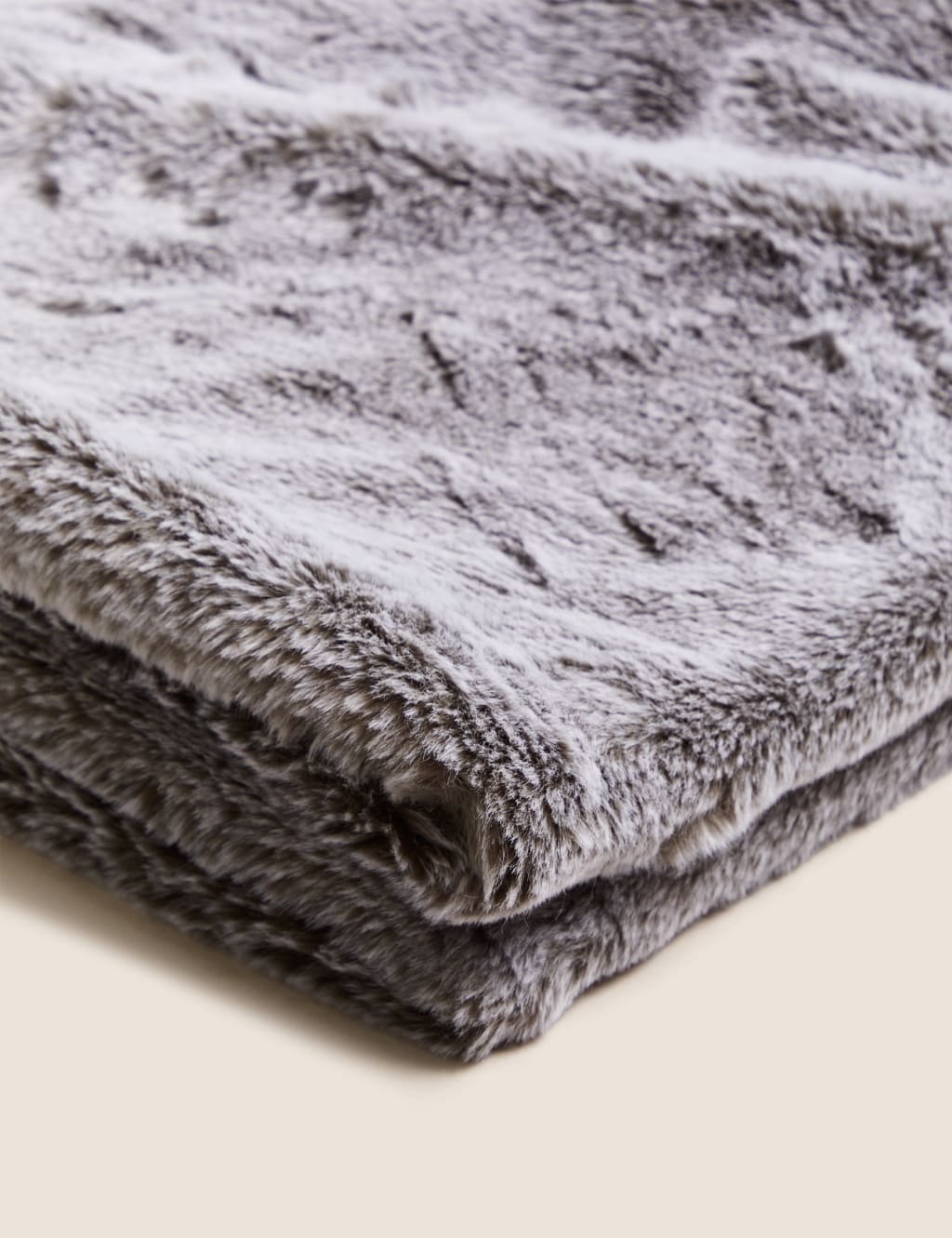Tipped Faux Fur Throw 3 of 5