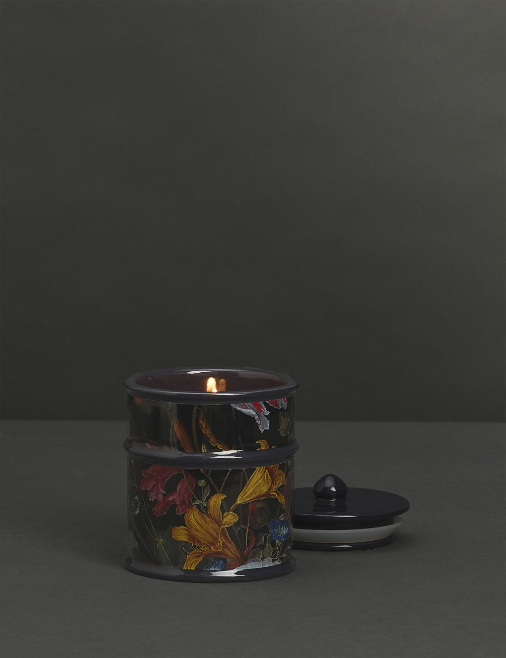 Honeyed Blossoms Scented Candle 2 of 7