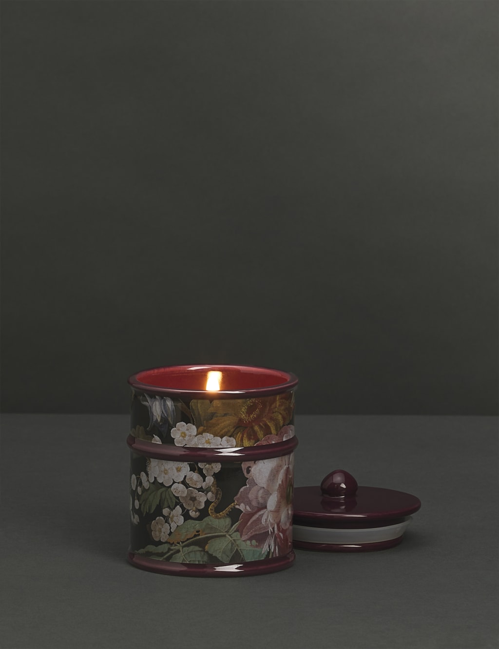 Solar Bouquet Scented Candle 2 of 5