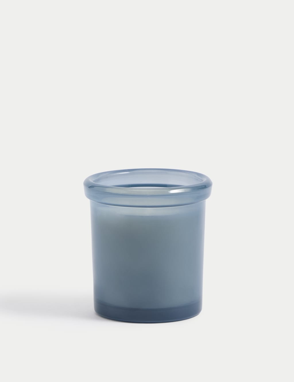 Coastal Breeze Scented Candle 2 of 4