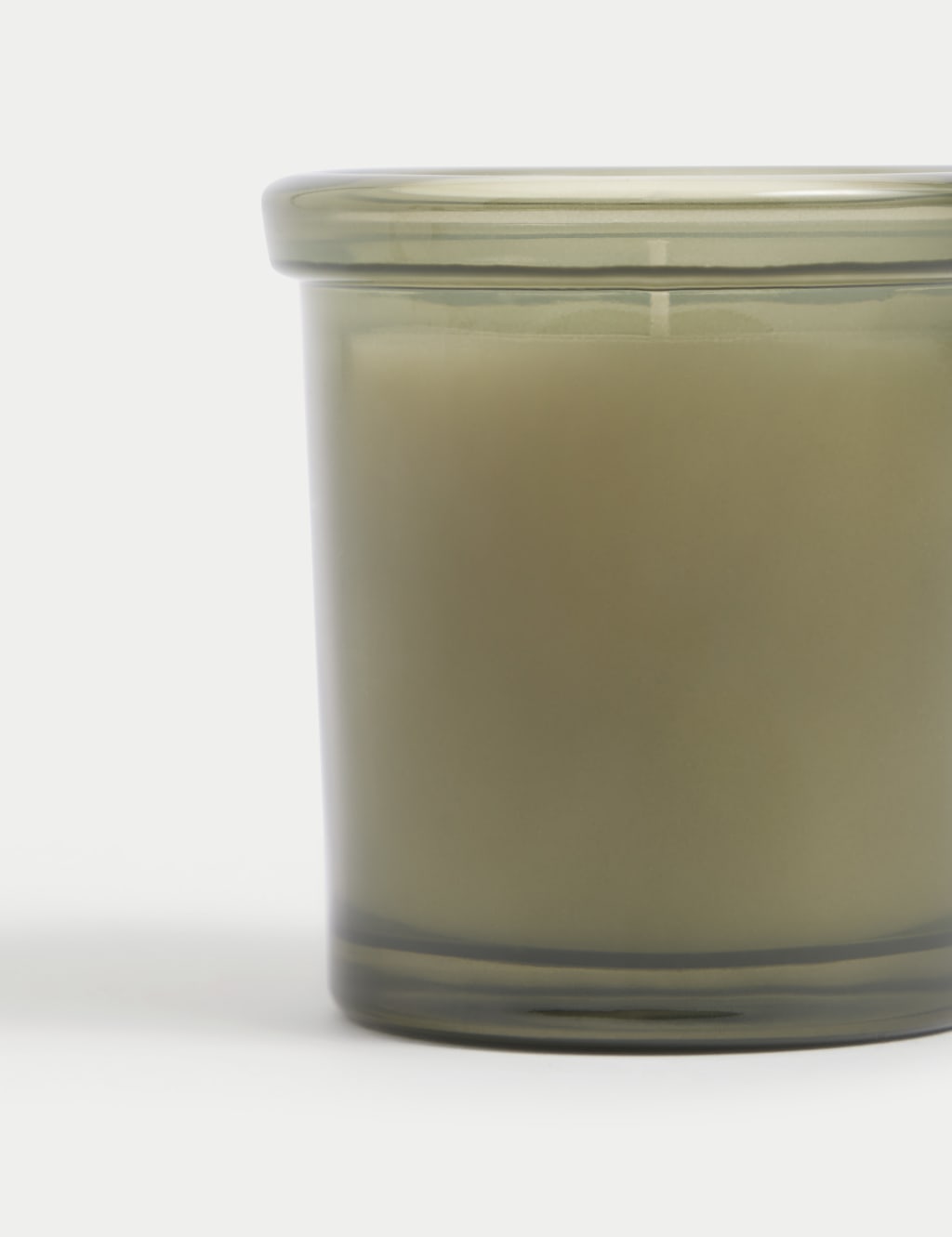 Fresh Vines Scented Candle 3 of 3