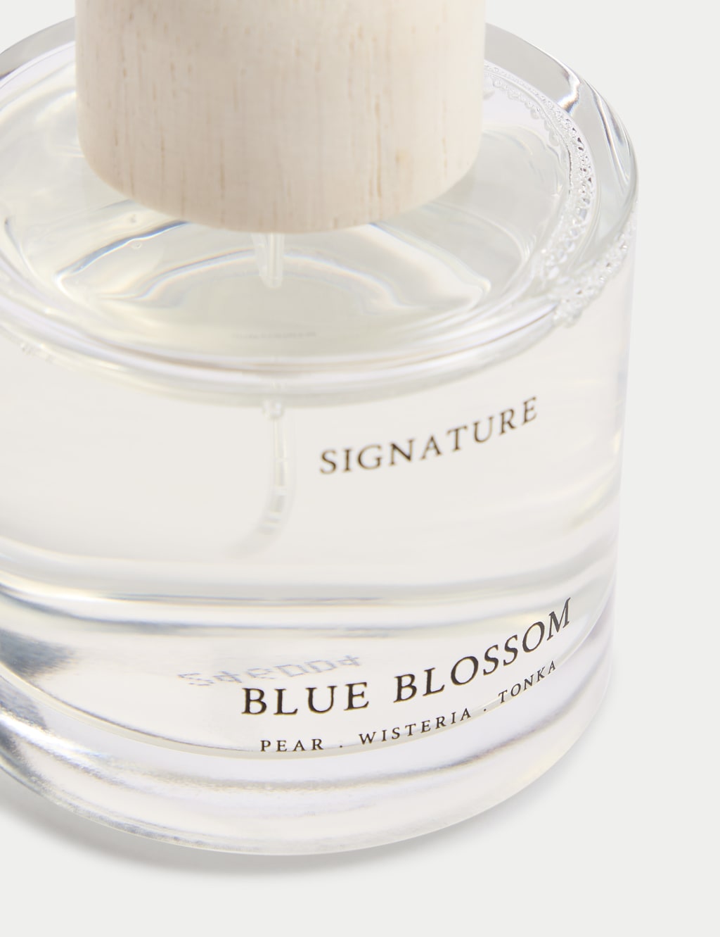 Blue Blossom Room Spray 2 of 3