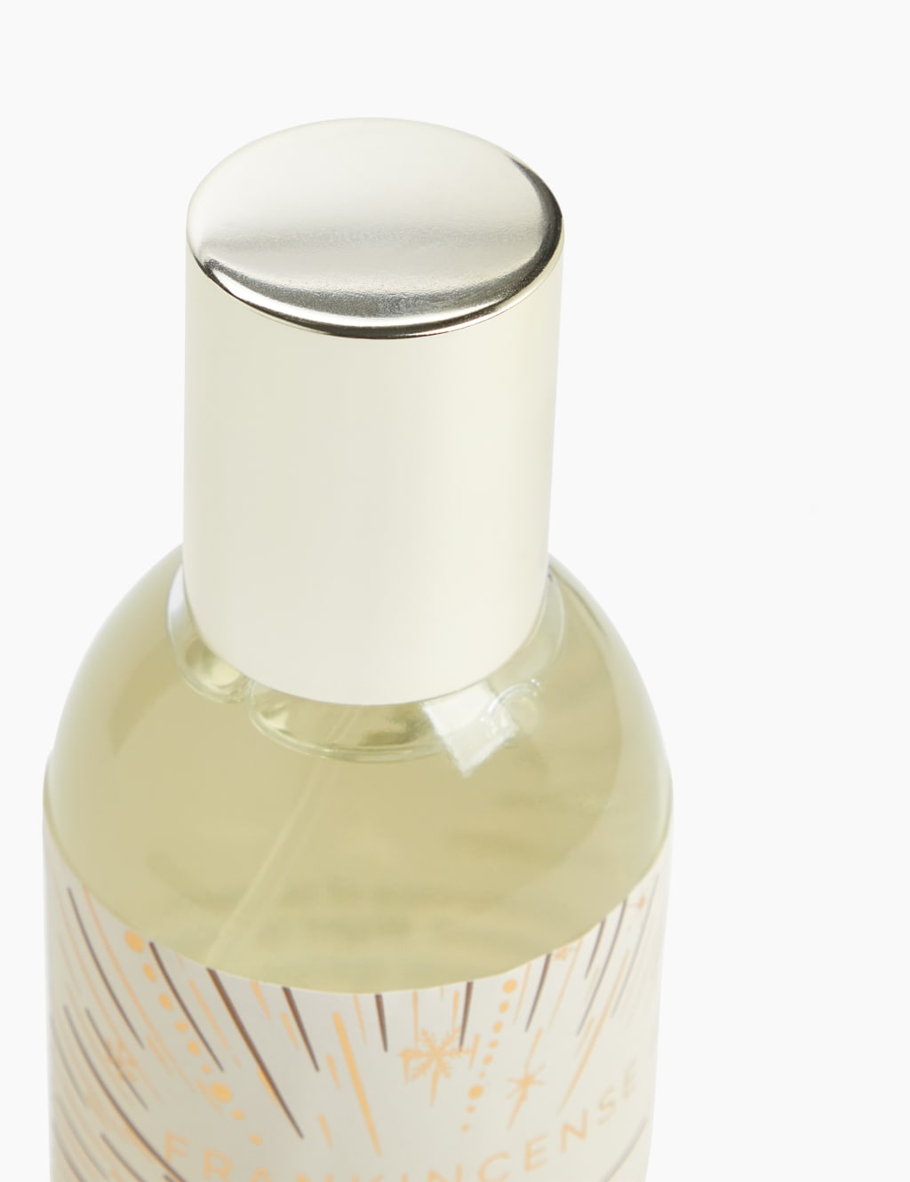 Frankincense & Myrrh Room Spray 2 of 3