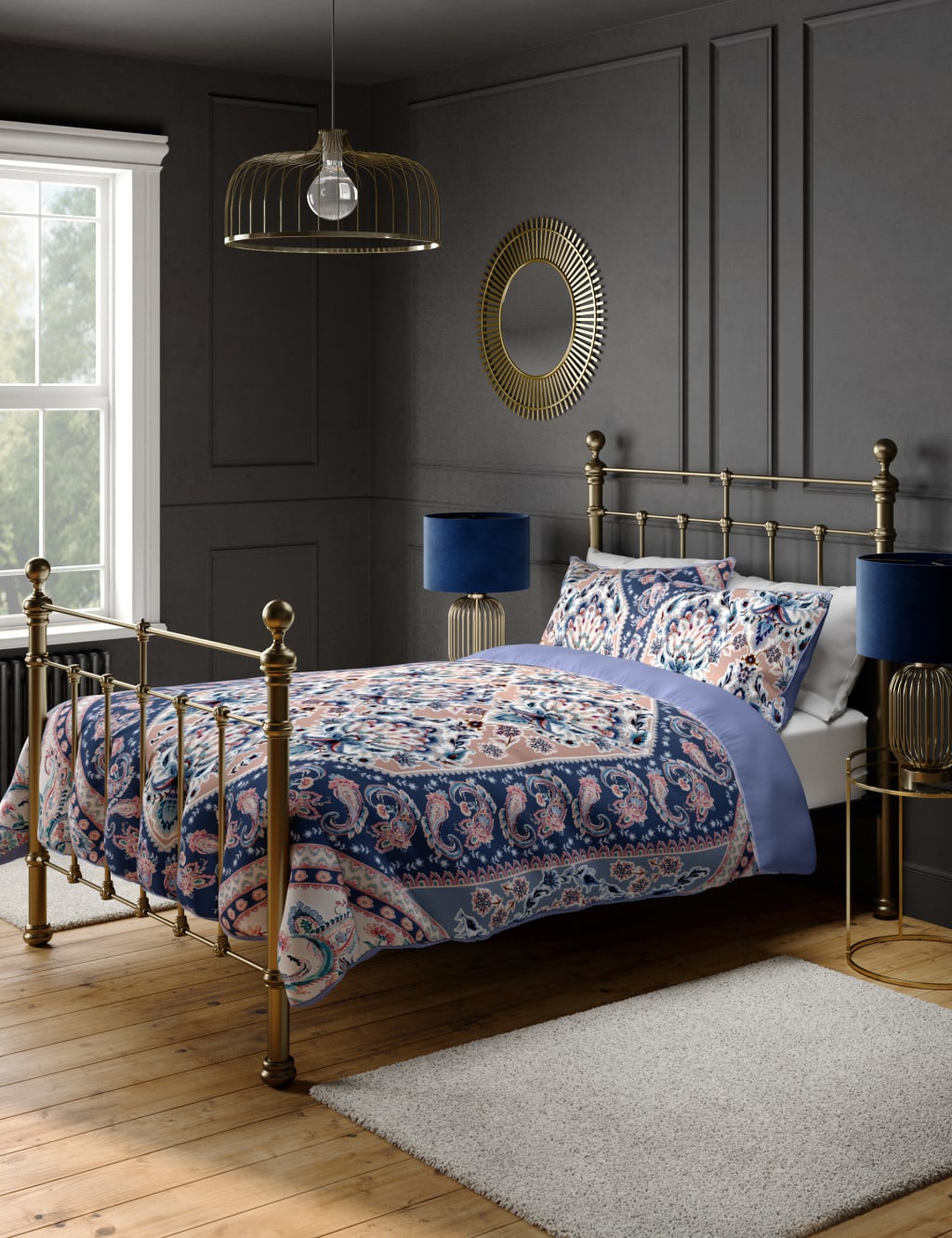 Castello Bed 10 of 10