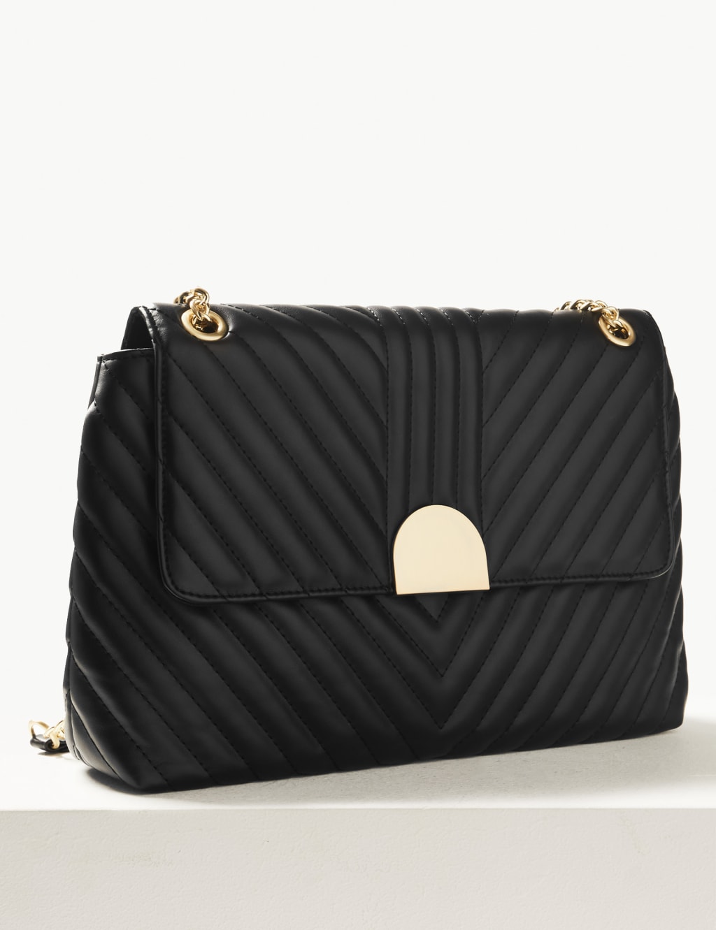 Quilted handbag with chain detail new arrivals