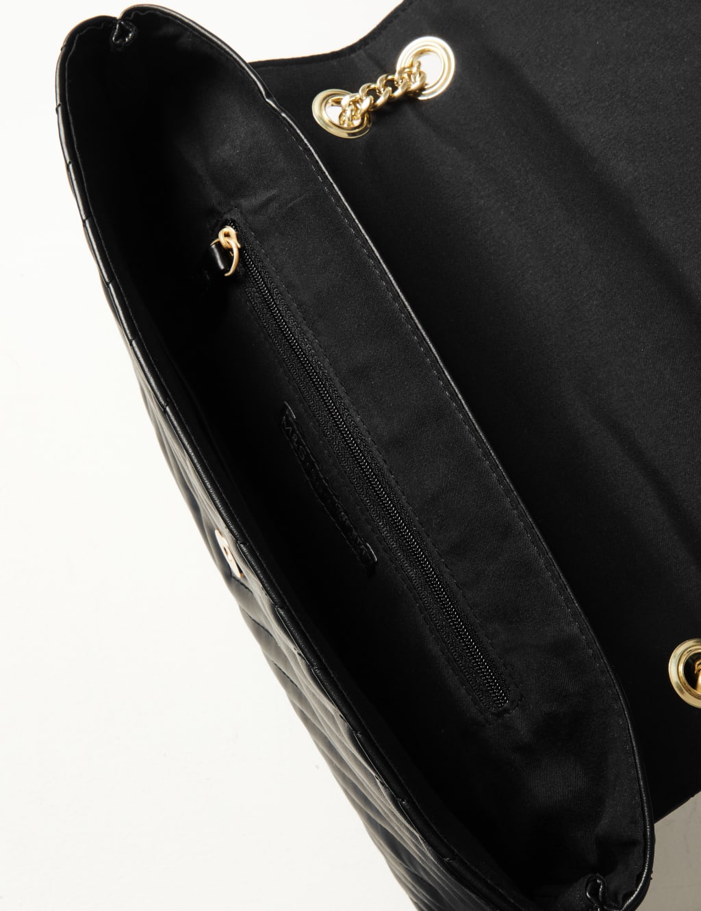 Chain Detail Quilted Shoulder Bag 5 of 6