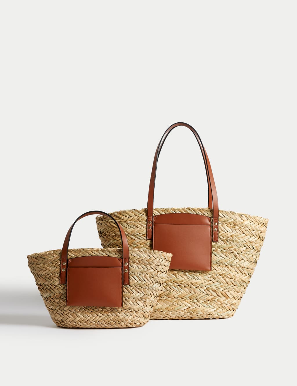 M and s beach bag shop