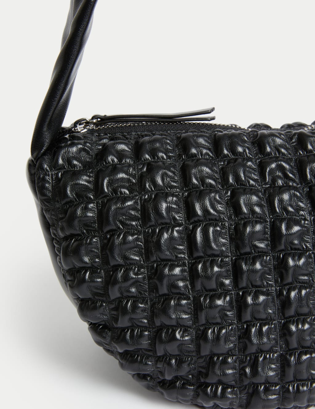 Quilted Cross Body Bag 3 of 6