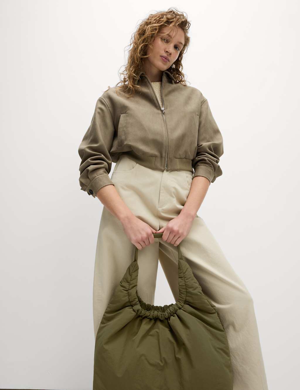 Ruched Shoulder Bag 3 of 5