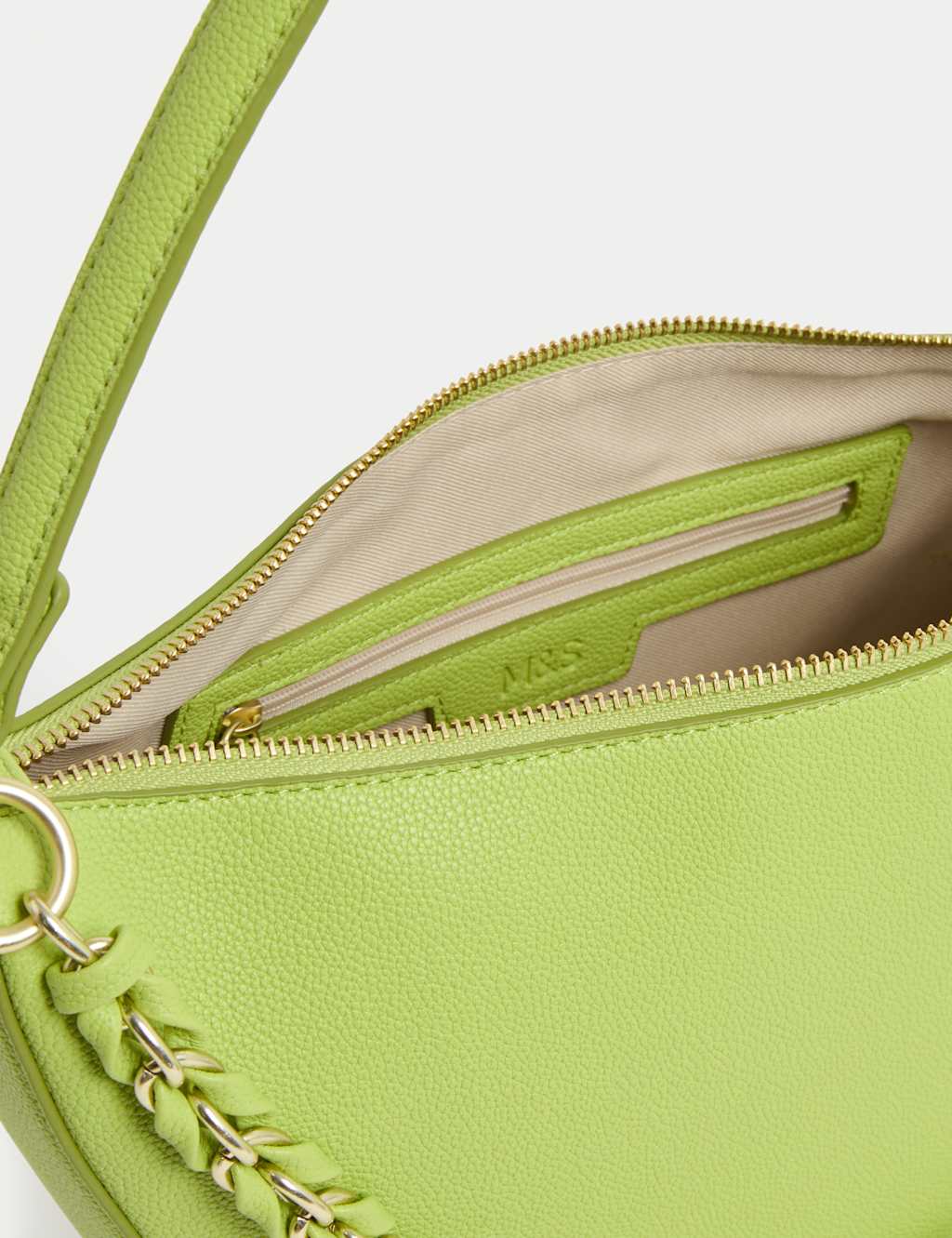 Chain Detail Shoulder Bag 4 of 4